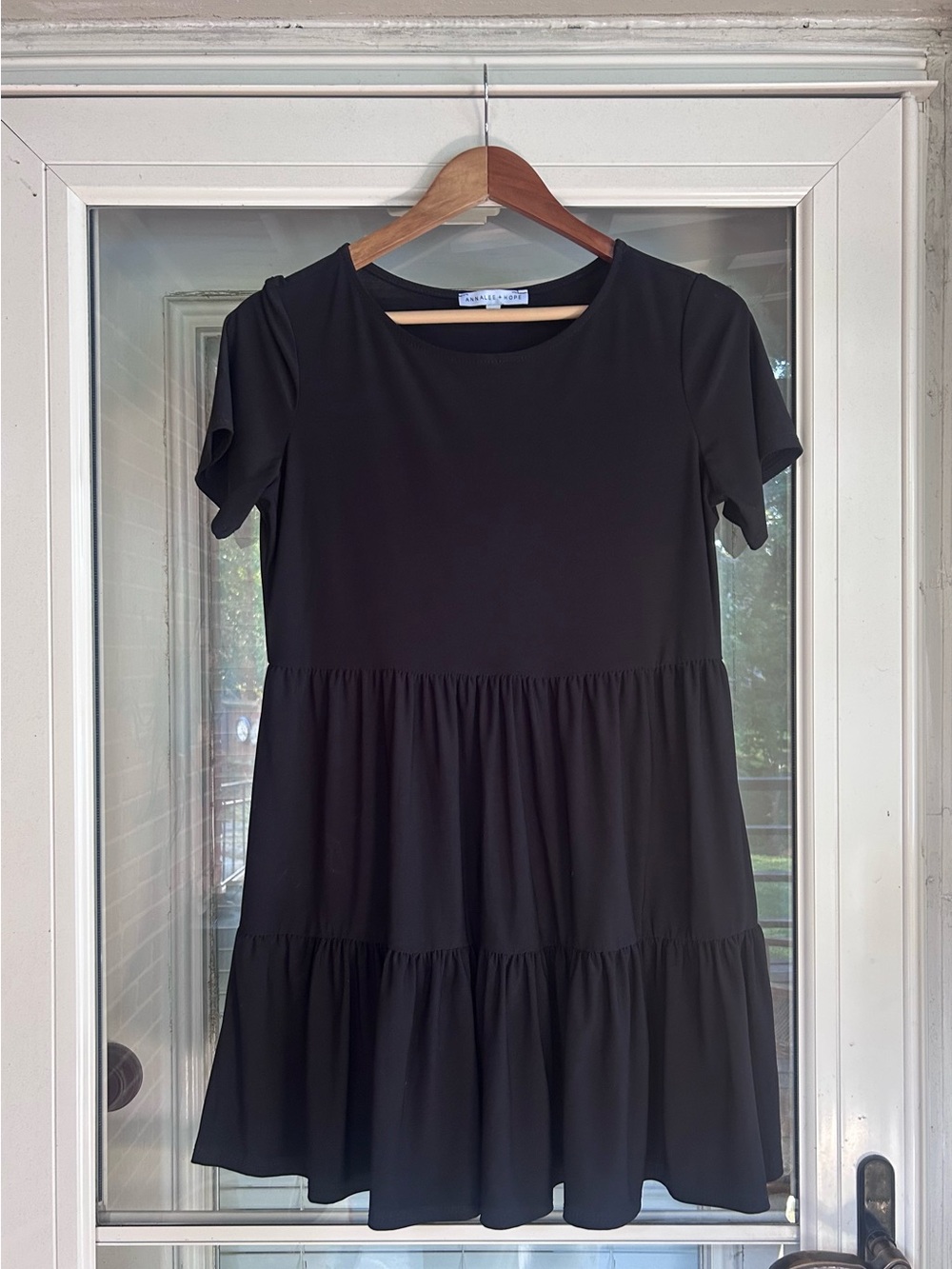 Annalee + Hope Black Short Sleeve Tiered Mini Dress